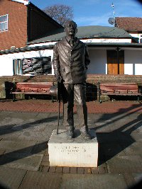 Statue of Sir Arthur Conan Doyle
